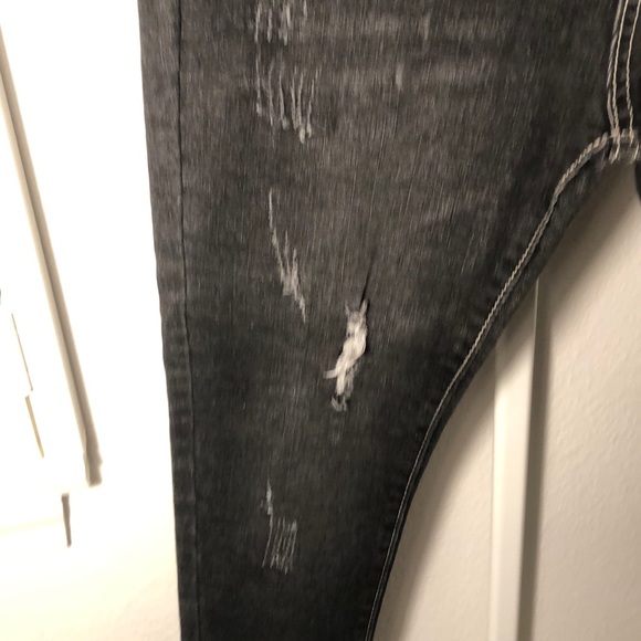 black ripped jeans - Picture 2 of 4